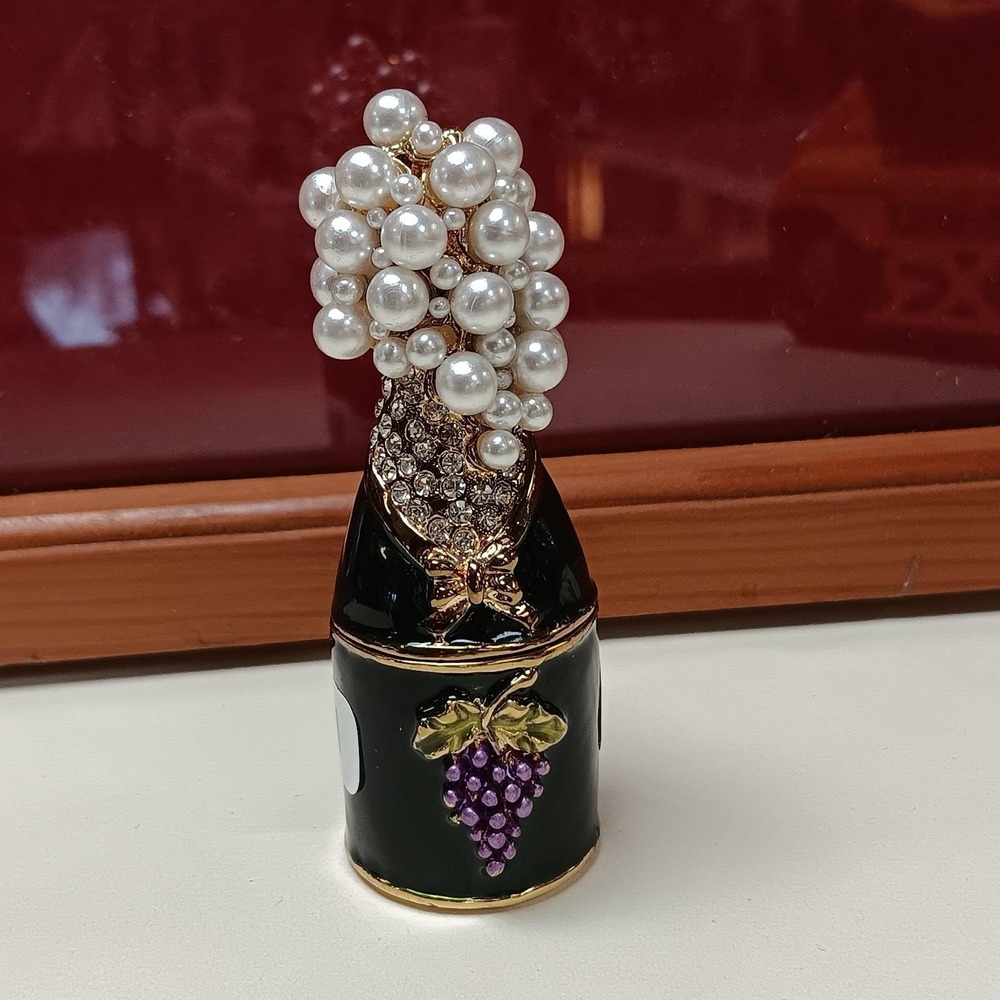 Champagne Trinket Case